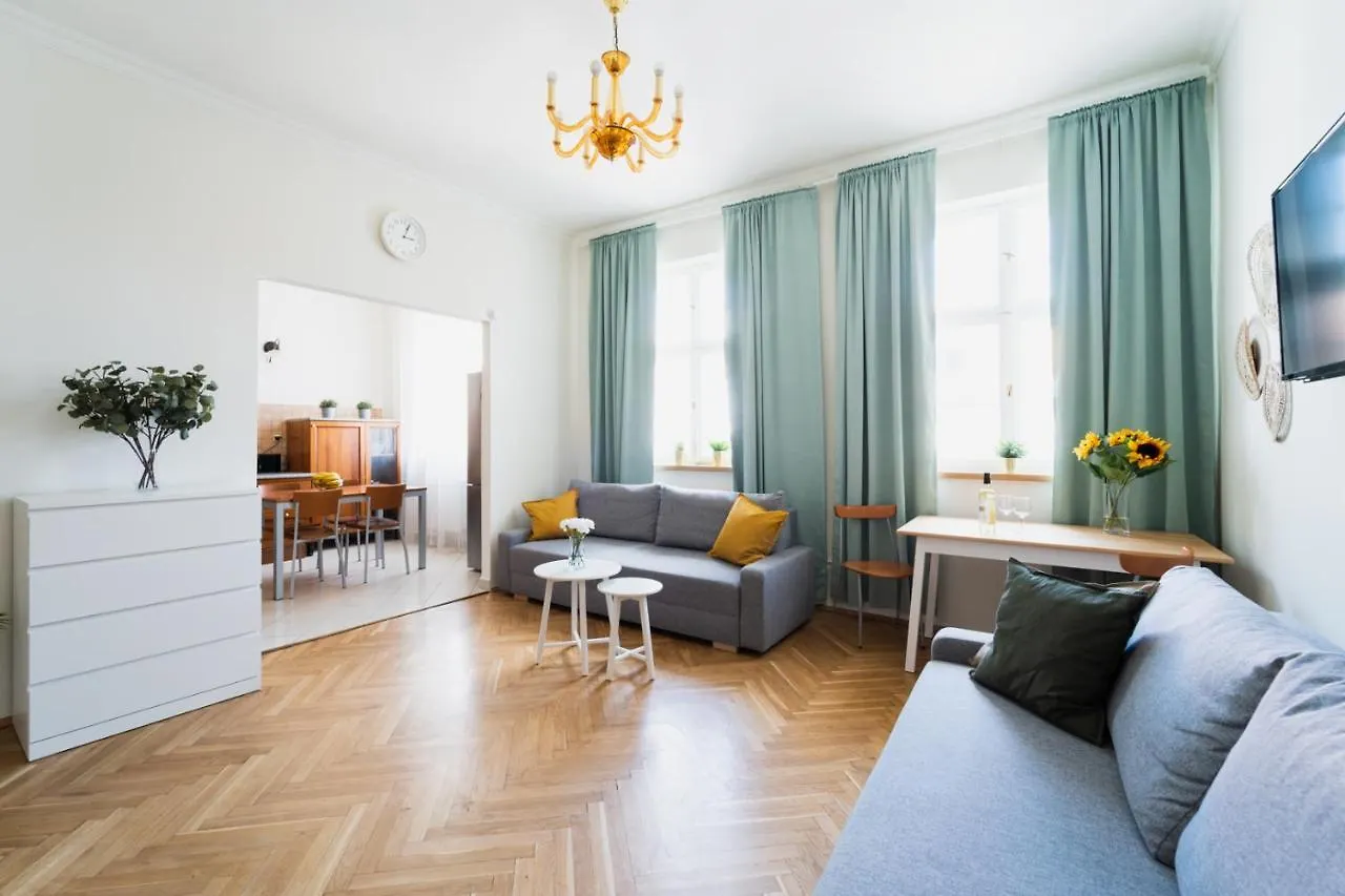 Big Apart - Market Square - Rynek 42 - 3 Rooms - 14 People Wroclaw Poland